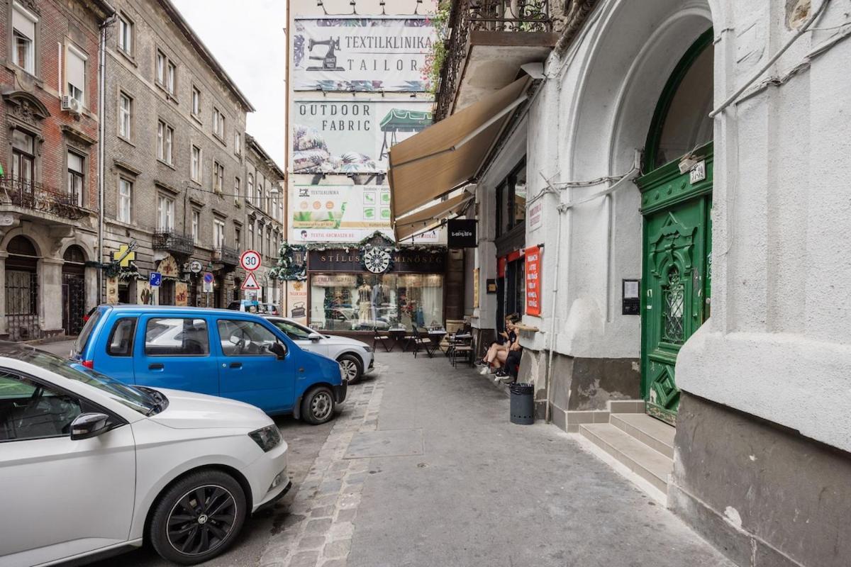 Charm In Bustling 7th District * Budapest